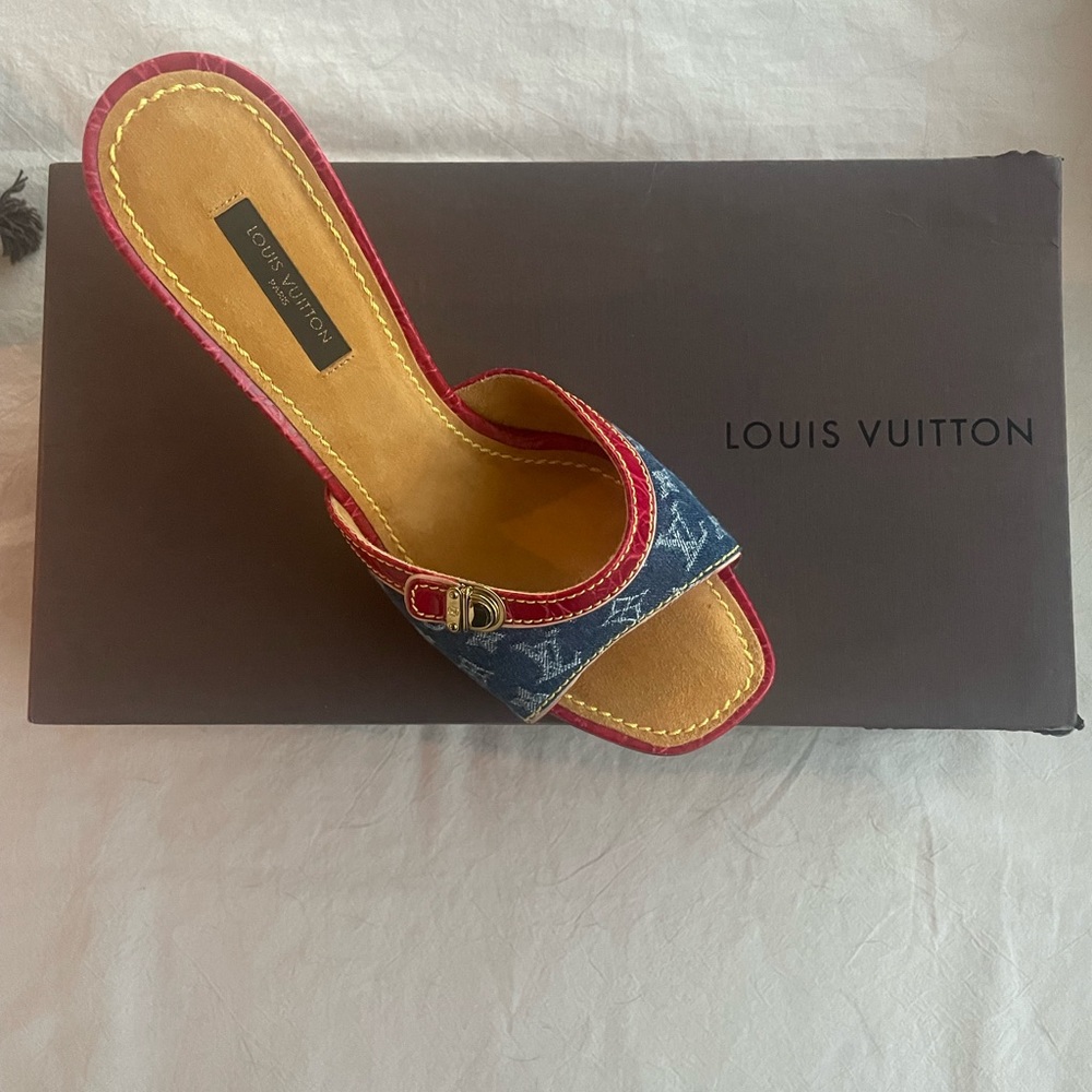 BRAND NEW - NEVER WORN - Louis Vuitton Denim Heel with Red Trin